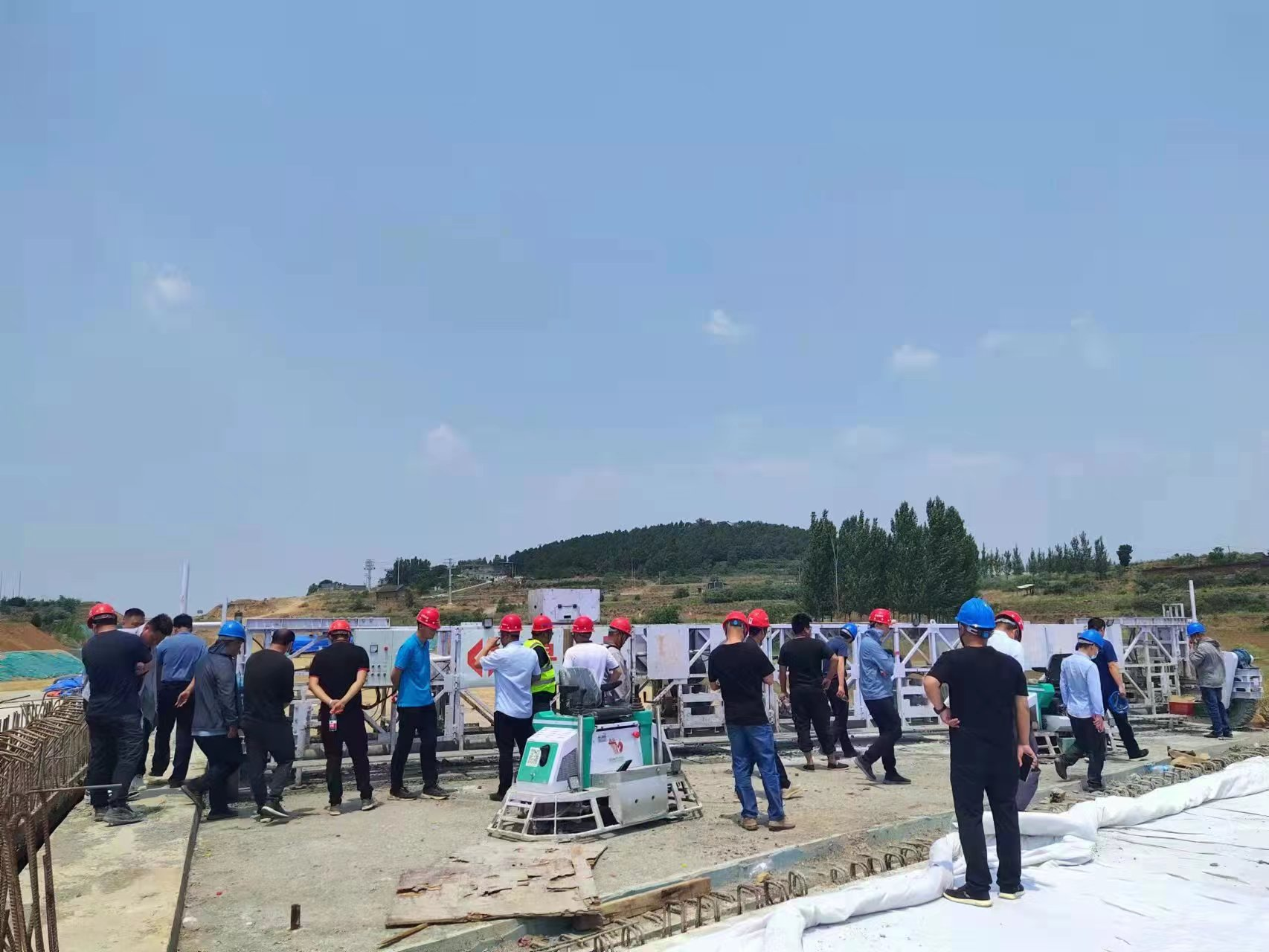 共交流  促提升——第五區(qū)域項目部開展開放式觀摩交流活動