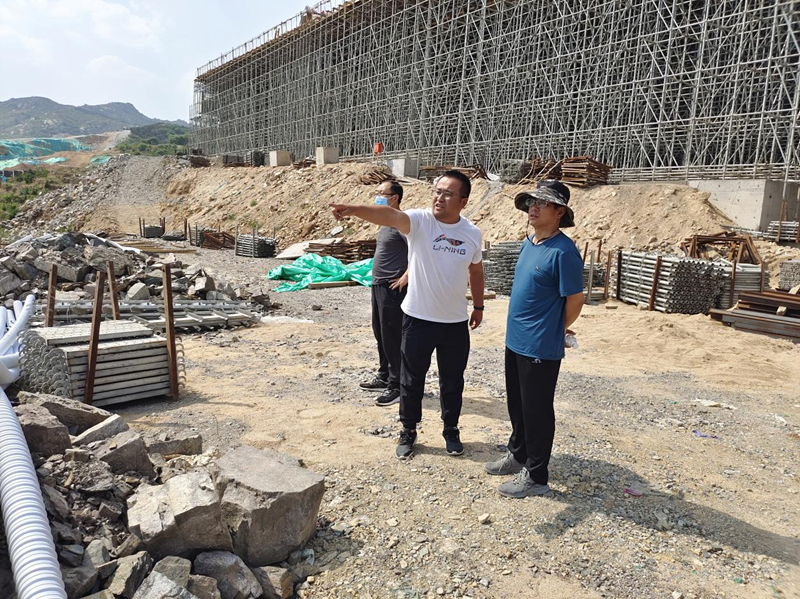 以點(diǎn)帶面——第四區(qū)域項(xiàng)目部積極推進(jìn)魯山南互通工作