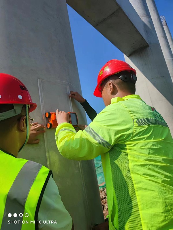 臨臨高速六標(biāo)迎接山東高速集團(tuán)有限公司與山東高速工程檢測(cè)有限公司2022年在建工程半年度質(zhì)量監(jiān)督檢測(cè)