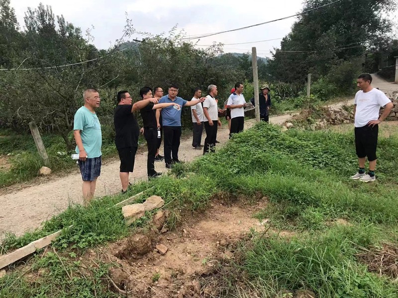 臨臨高速六標西里拆遷協(xié)調小組地上附屬物拆遷工作圓滿完成