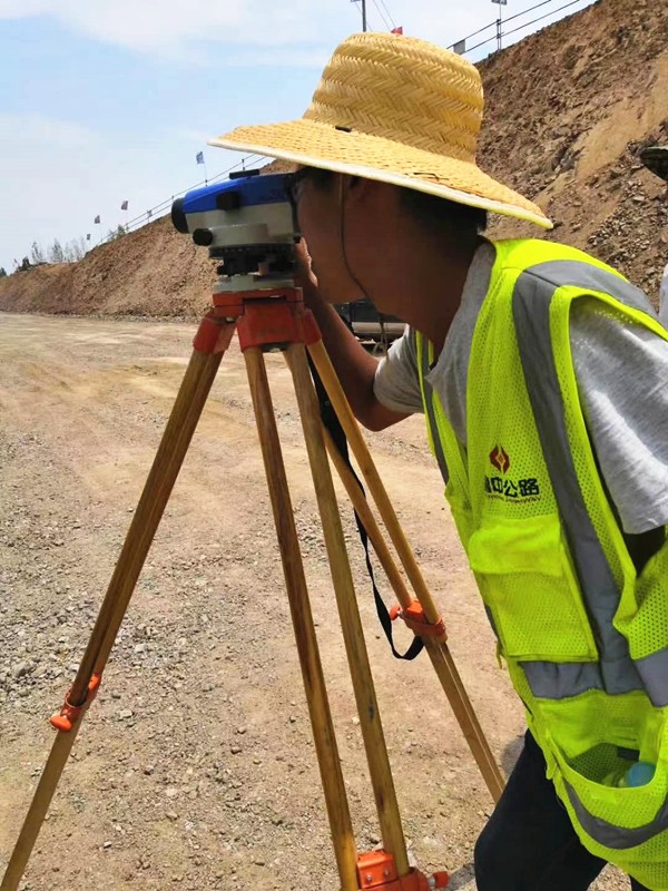 尋找最美公路人： 踏實(shí)進(jìn)取、努力奮進(jìn)的宋衍華