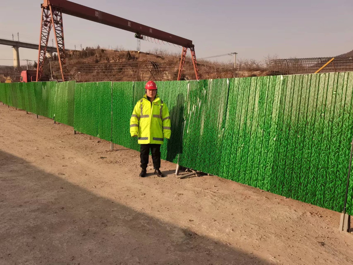 春節(jié)期間的“守臨”人