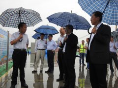 市領(lǐng)導(dǎo)一行調(diào)研淄博市魯山大道——魯泰大道互通立交橋工程進(jìn)展情況