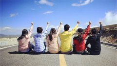 少年回頭望，笑我還不快跟上