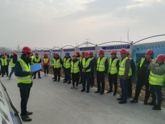 公司舉辦安全培訓(xùn)交流暨優(yōu)秀安全員表彰會(huì)