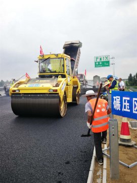 百尺竿頭更進(jìn)一步