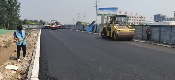 魯山大道（高速公路出入口-魯山魯泰立交）拓寬改造工程簡訊