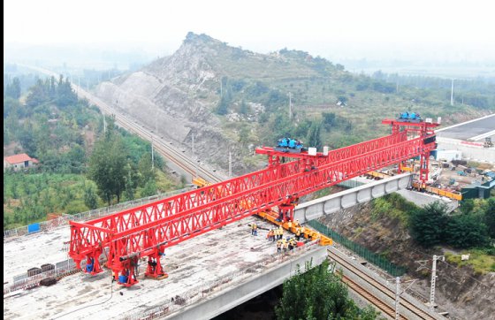 路之生命——青蘭萊泰高速建設(shè)紀(jì)實