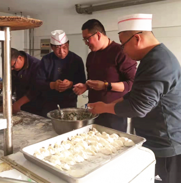 第三工程公司組織冬至包水餃活動