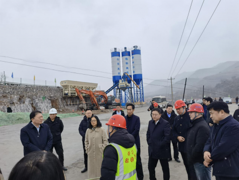 【臨臨風(fēng)采】市交通局領(lǐng)導(dǎo)調(diào)研臨臨高速第六標(biāo)段