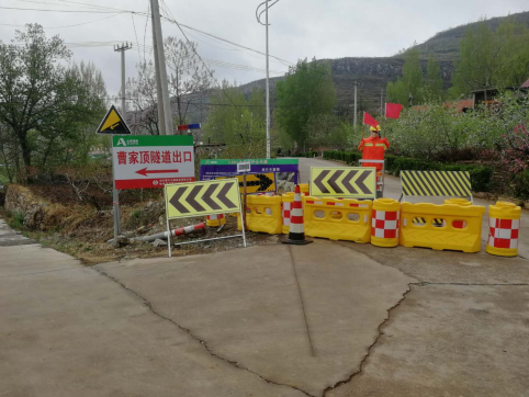 【臨臨風(fēng)采】臨臨六標曹家頂隧道爆破進洞