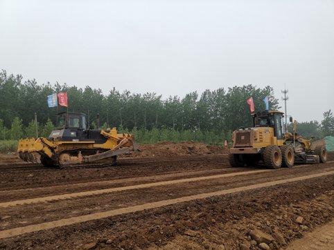 郯城G205項目4%水泥土試驗段順利完成